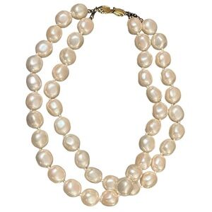 Dotty Smith vintage baroque double pearl short necklace with gold shell clasp